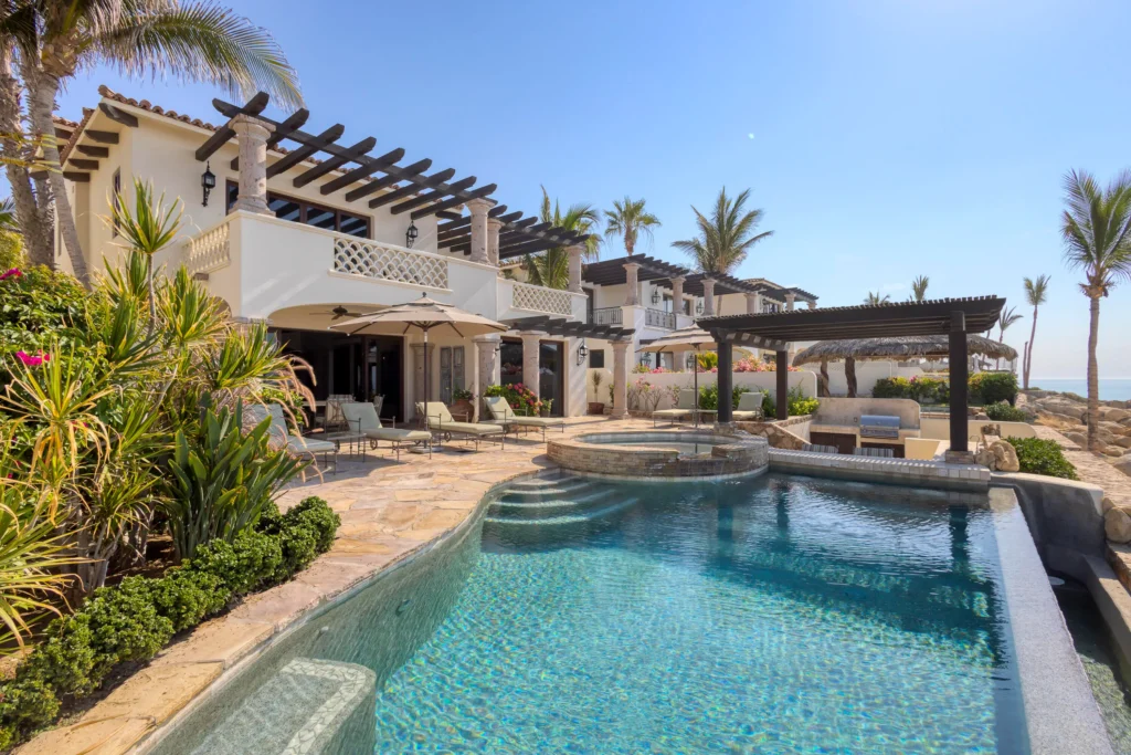 Dream Properties in Own Cabo