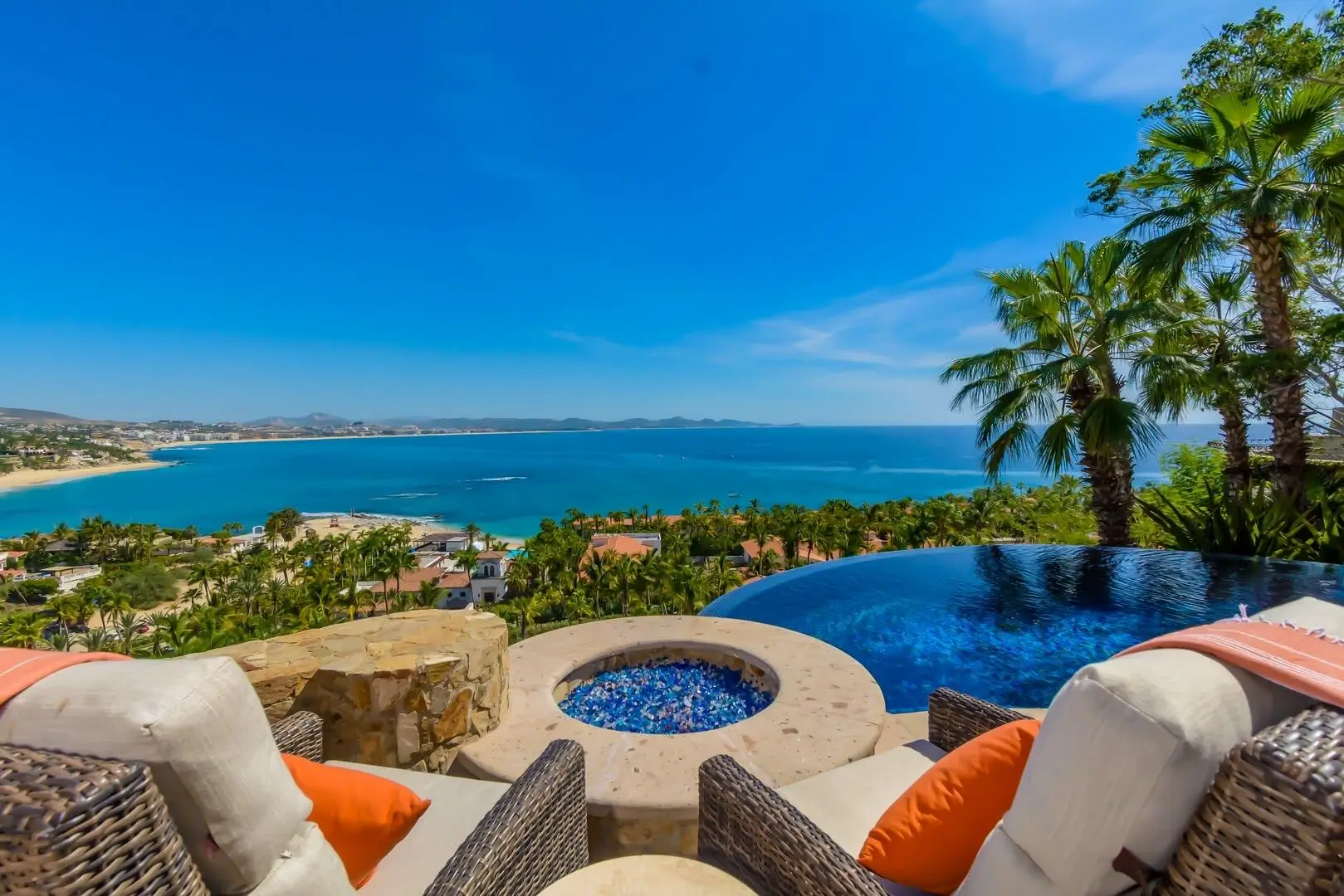 Dream Properties in Own Cabo