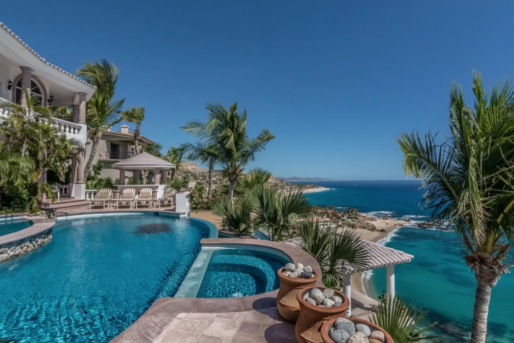 Ultra-Luxury Homes in Own Cabo