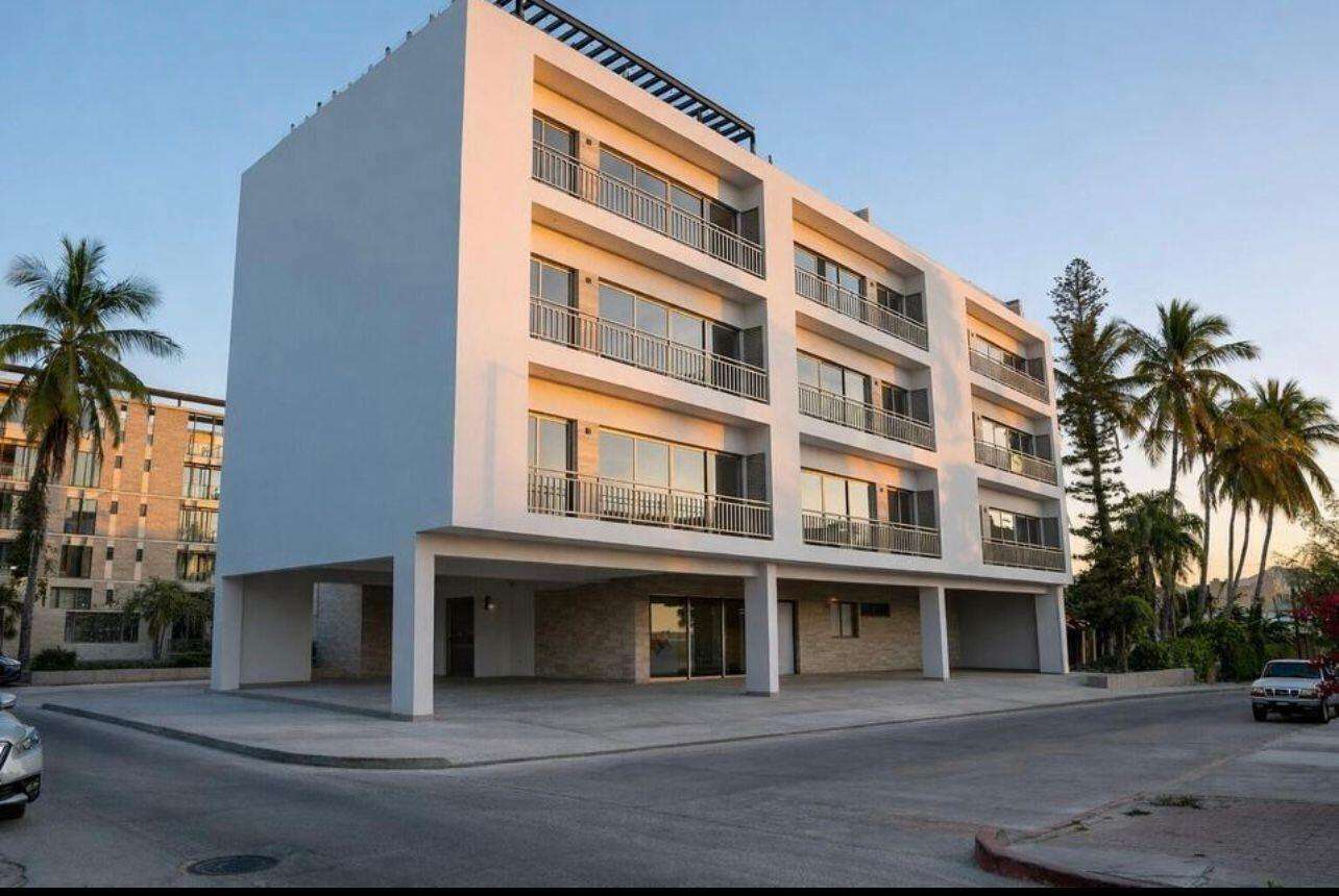 Los Cabos Best Suites Best Suites, comfort in the heart of San Lucas. Prime location just a 6-minute walk distance to Marina San Lucas. A complex with only 17 units offering an exceptional opportunity for investment and short or long-term rentals. Modern design. Infinity pool and roof garden with Marina – Sabina Residencial Torre Marea, Cabo Corridor, Cabo Corridor, BS