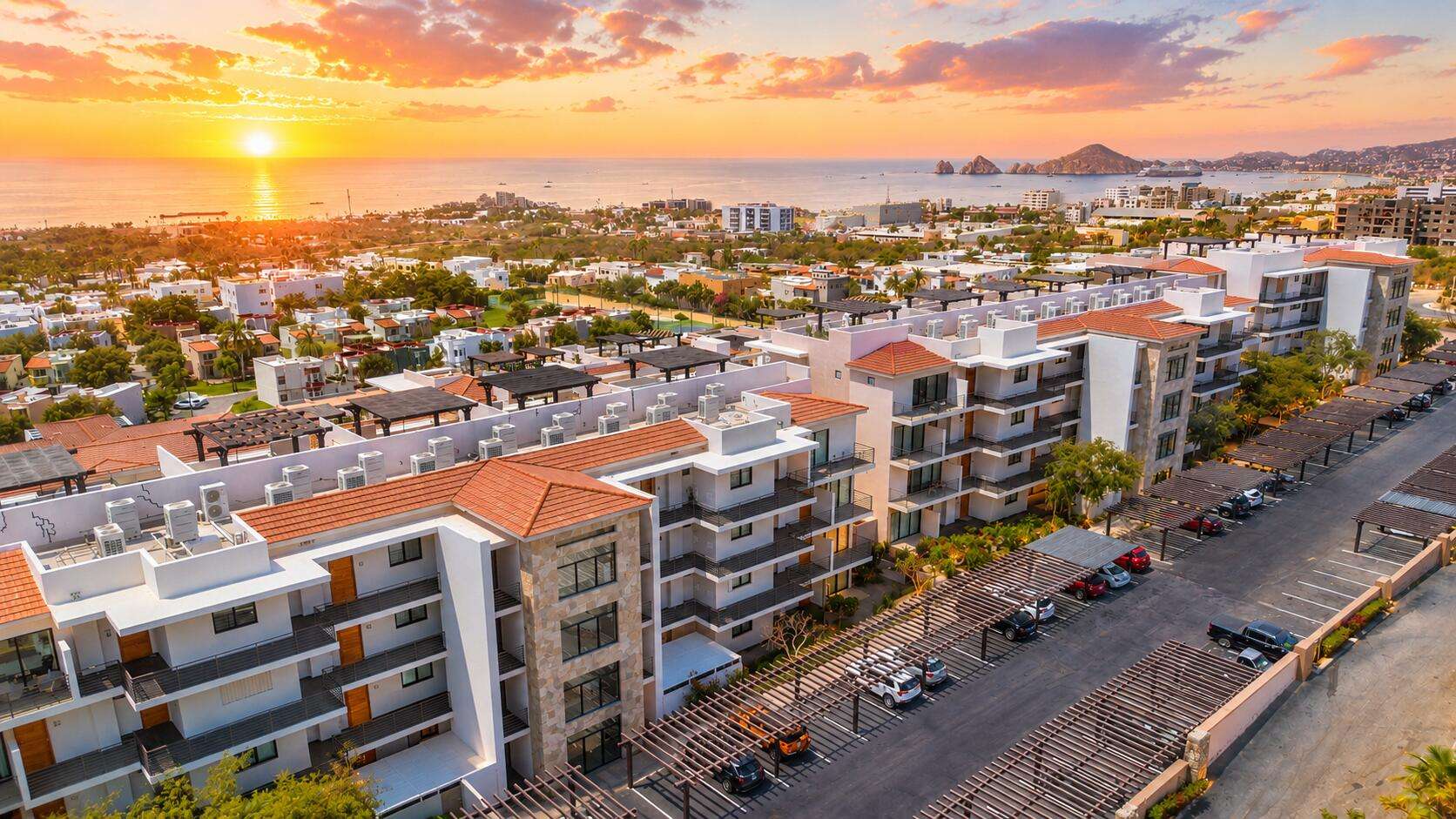 Los Cabos Gardenias Wake up to Baja sunrises from your primary bedroom's private balcony, or host friends on the main terrace overlooking the ocean and fairways from your 2 bedroom condo. Enjoy premium amenities like pickleball courts, a pool, jacuzzi, and a gym. Whether you are hitting the championship course in the morning, playing pickleball with neighbors, or just relaxing under the community palapa, the lifestyle here is completely effortless. This is an ideal match for those looking to downsize the maintenance while keeping the luxury lifestyle. The interior features brand new appliances and zero maintenance hassle. A big plus: it includes a valuable, large private garage perfect for your vehicle and golf gear. – tramonti marini, Cabo Corridor, Cabo Corridor, BS