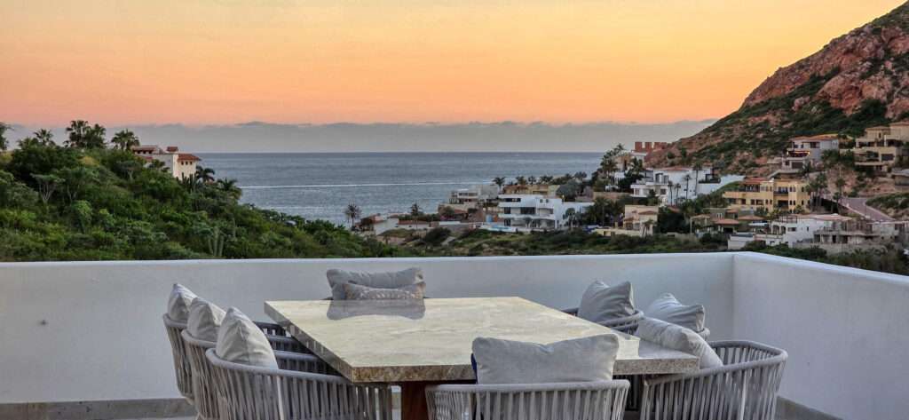 Los Cabos Santa Carmela Luxury turnkey estate located in the prestigious gated community of Santa Carmela. Beautiful protected ocean – 2-C Cerro del Vigia, Cabo San Lucas, BS