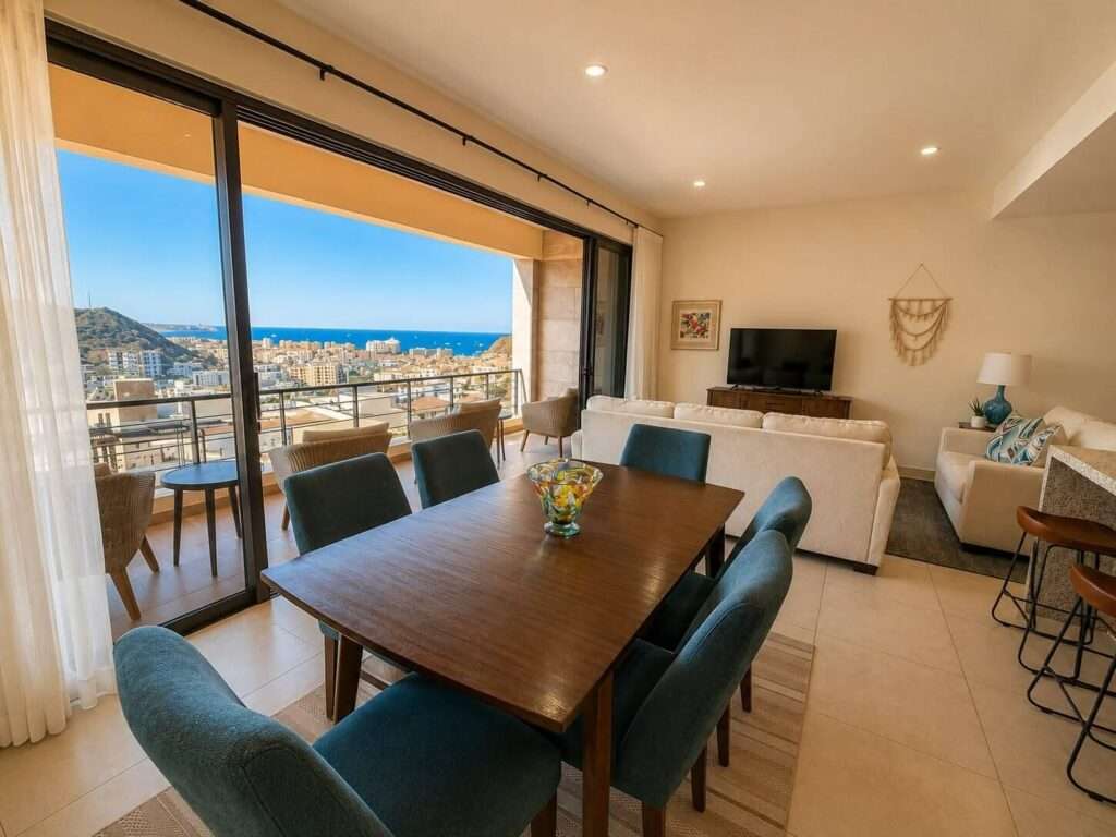 Los Cabos Vista Mare Enjoy the best of Cabo living in this fully furnished and equipped **3-bedroom, 2-bathroom** condominium with **ocean – Don Alberto, Cabo San Lucas, BS